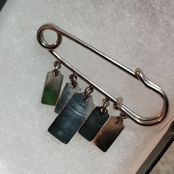 * Coach Kilt Hang Tag Kilt Pin RARE New - Picture 2 of 3